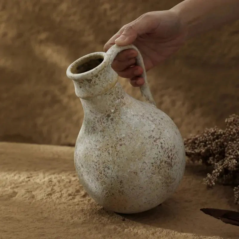 Ceramic Vintage Vase - AWOLUS