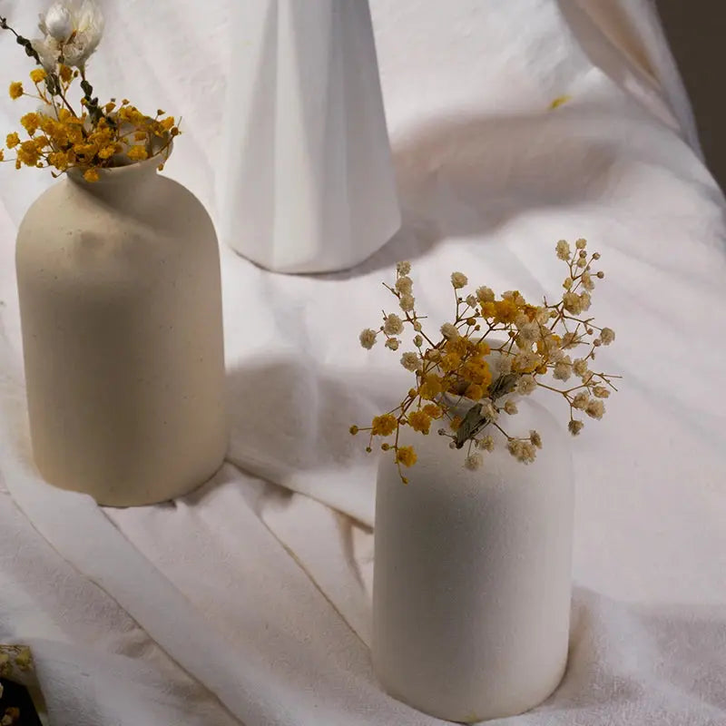 Simple Ceramic Vase - AWOLUS