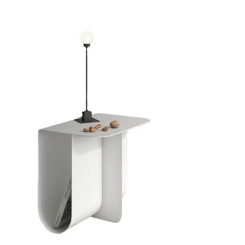 Urban Vintage Table - AWOLUS