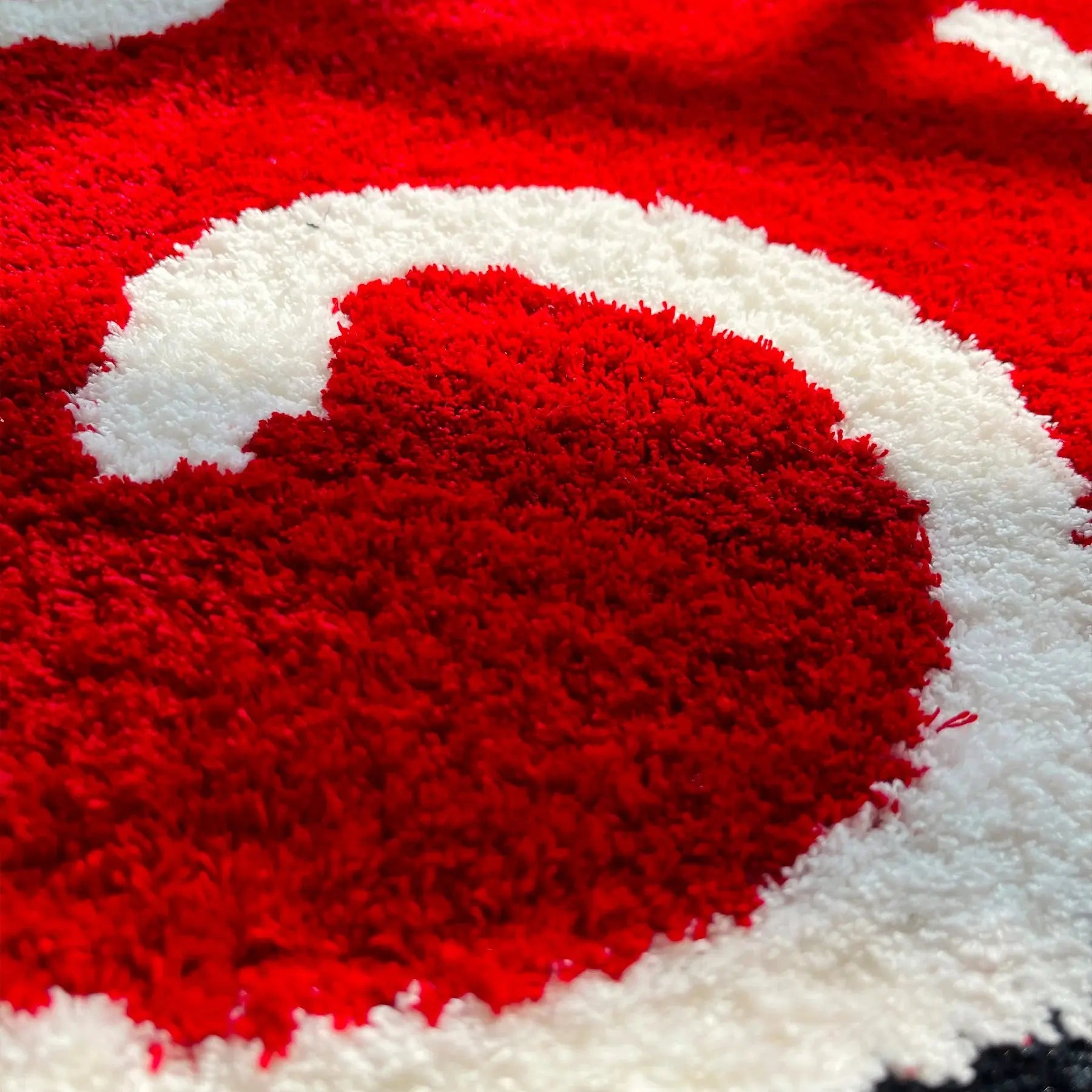 Red Cloud Tufted Rug - AWOLUS