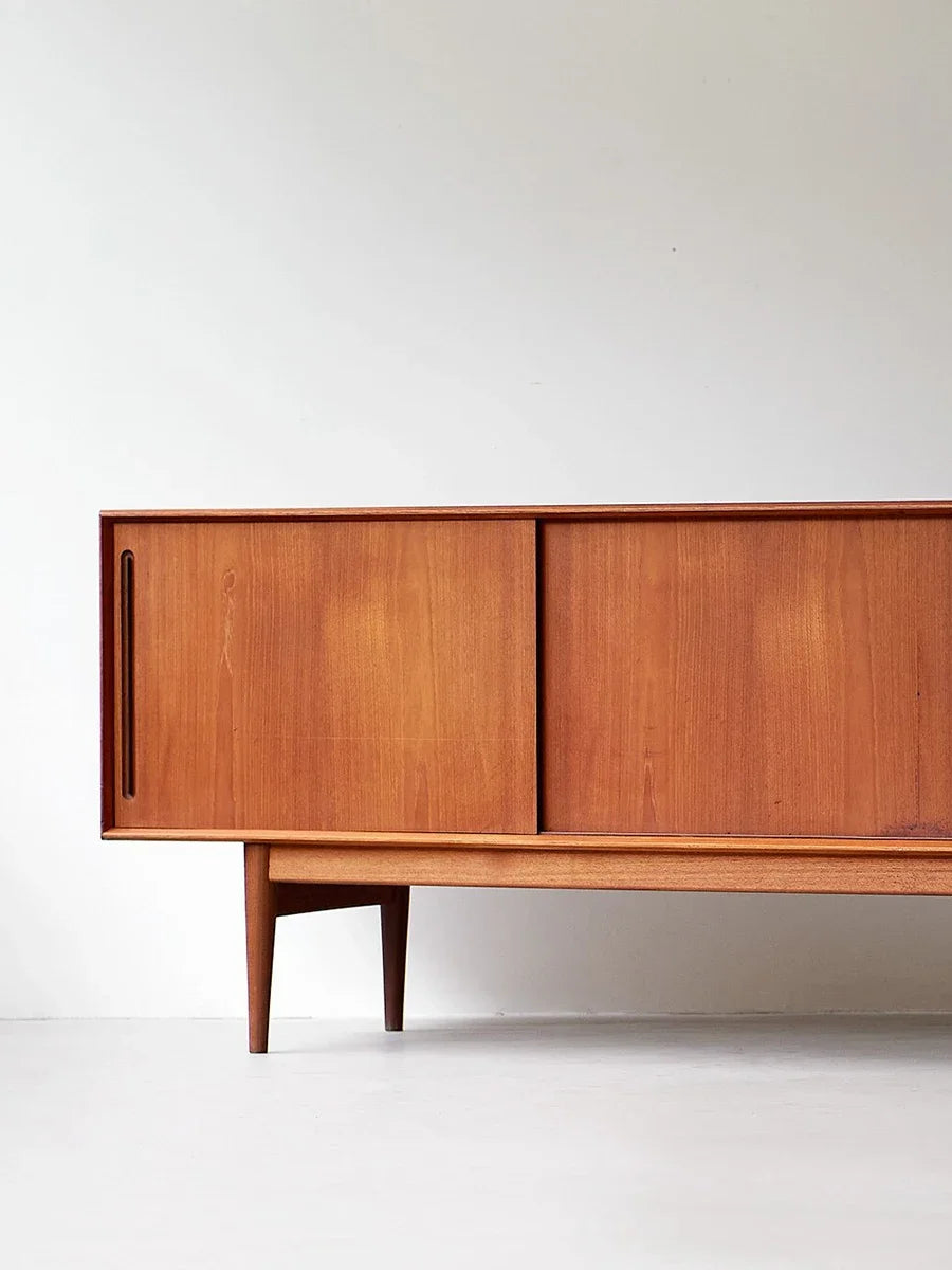 Retro modern TV cabinet log small apartment cherry wood furniture storage drawer storage cabinet AWOLUS
