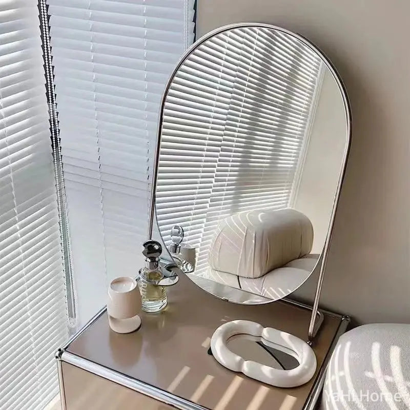 OvalLuxe Vanity Mirror - AWOLUS