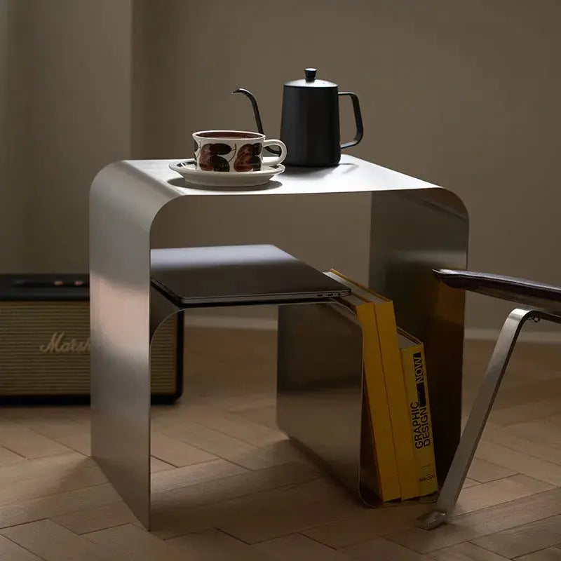 Vintage Steel Table - AWOLUS
